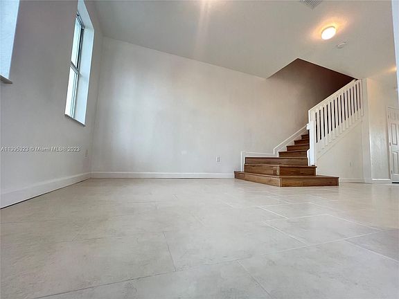 4th image of 2935 SE 1st Dr Unit 6