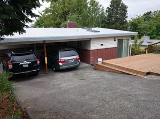 4566 S Barton St, Seattle, WA 98118