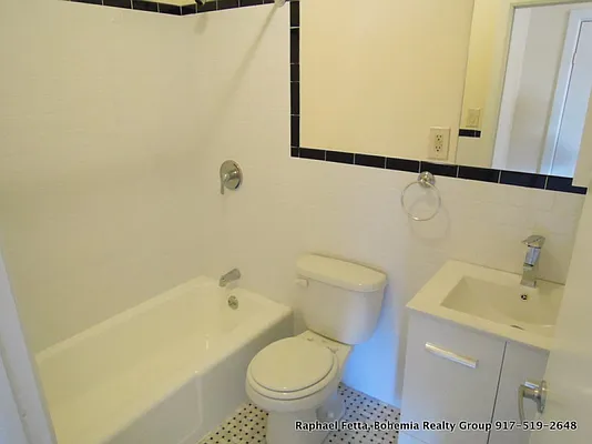 Rented by Bohemia Realty Group | media 30