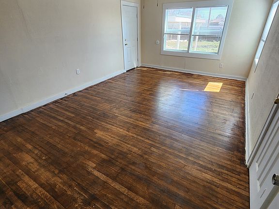 5th image of 1232 Vine St