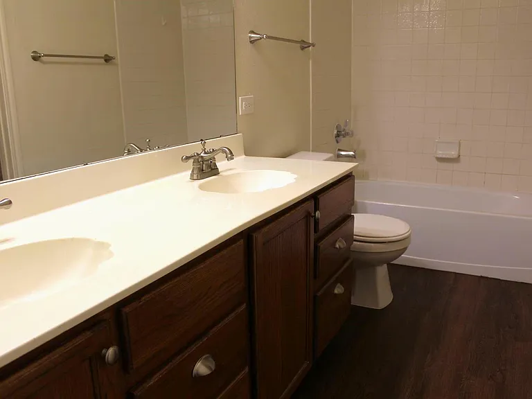 1319 Carmel Oaks — Photo 9