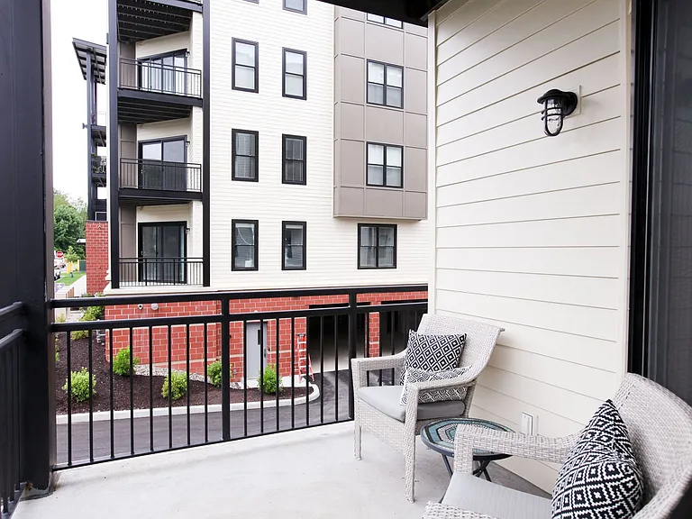 Excelsior Park Apartments — Photo 44