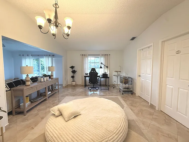 15860 Laurel Oak Cir — Photo 10