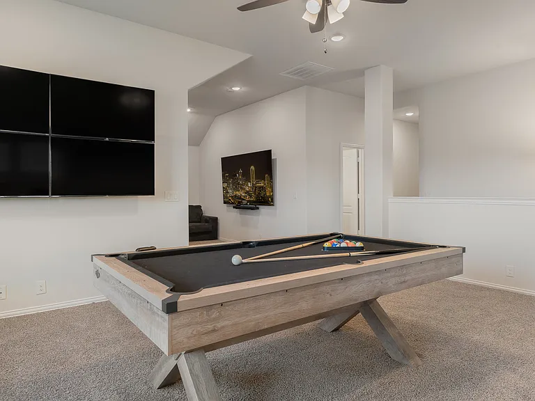 3825 Honey Grove Dr — Photo 9