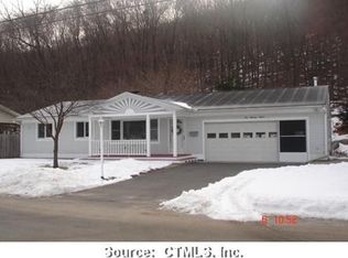 115 Beacon Manor Rd, Naugatuck, CT 06770