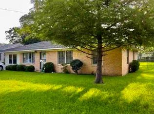 30 McCord St, West Point, MS 39773