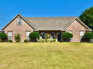 184 Fawn Ridge Dr, Jackson, TN 38305