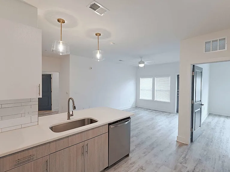 Forena Luxury Living — Photo 102