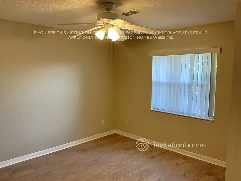 423 Azure Rd — Photo 8