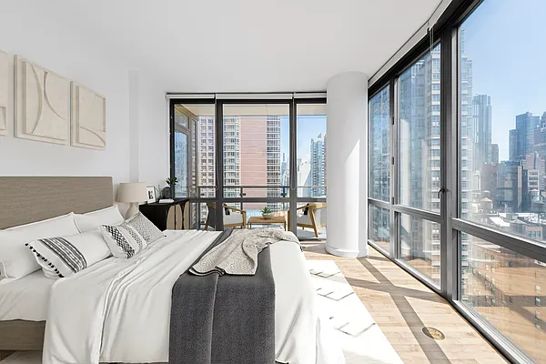 Sold by Compass | media 10