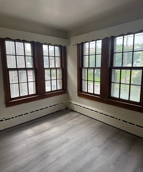 54 Vineyard Ave — Photo 8