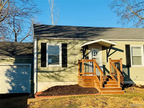 1940 Stedman Ct, Saint Louis, MO 63114