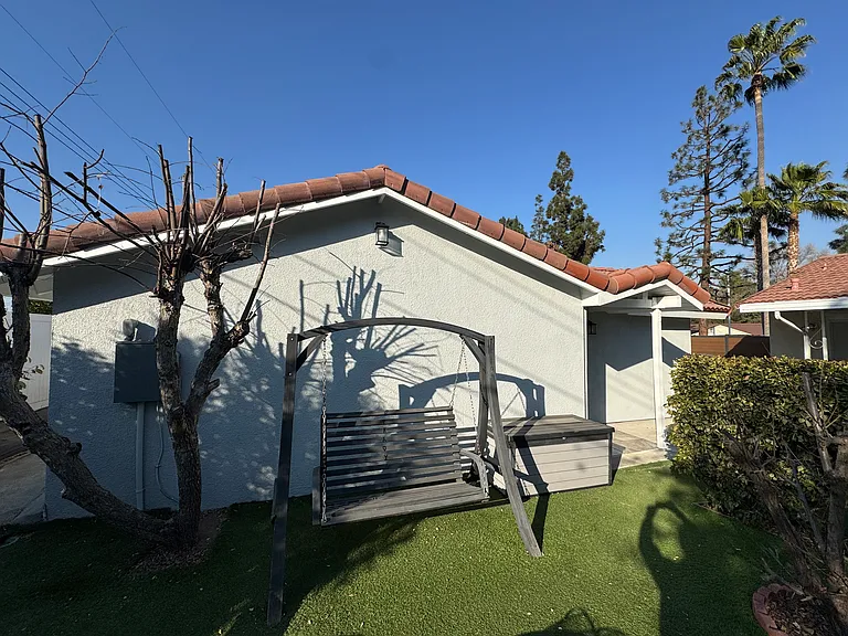 2737 Blakeman Ave #1/2 — Photo 14