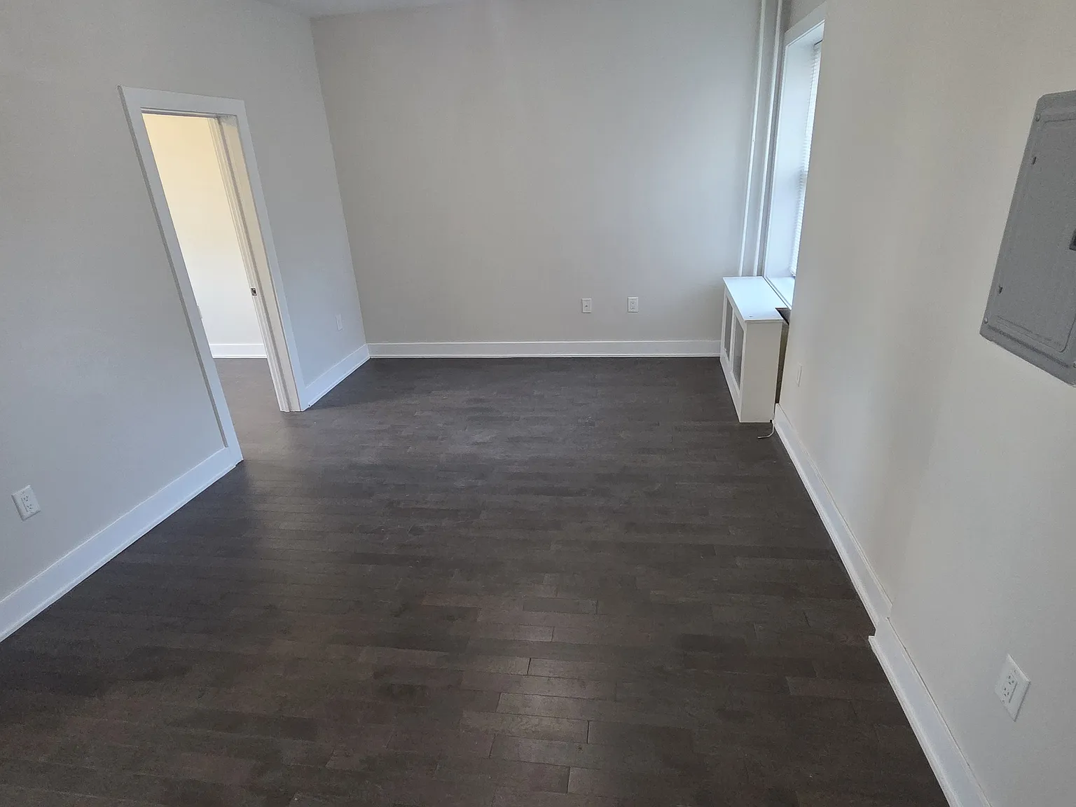 2 bed, $1,964 — Photo 4