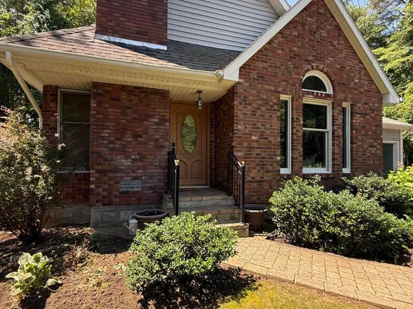 2 Plum Poppy S, Malta, NY 12020