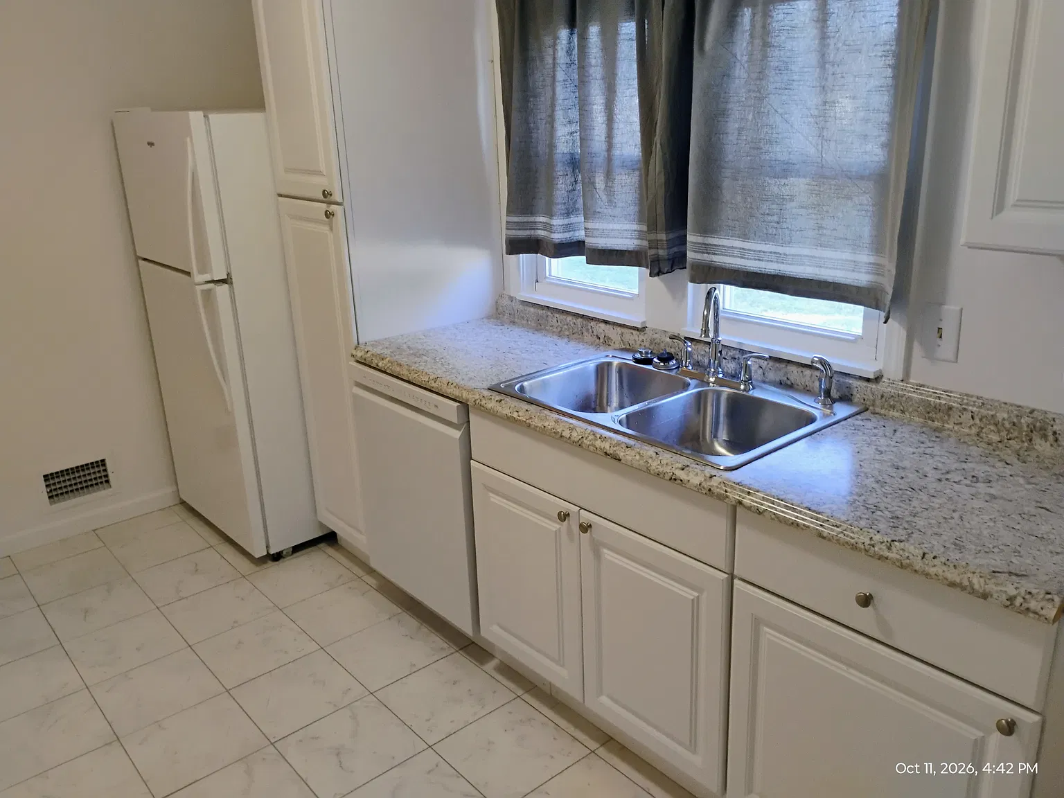 2 bed, 892 sqft, $1,450 — Photo 3
