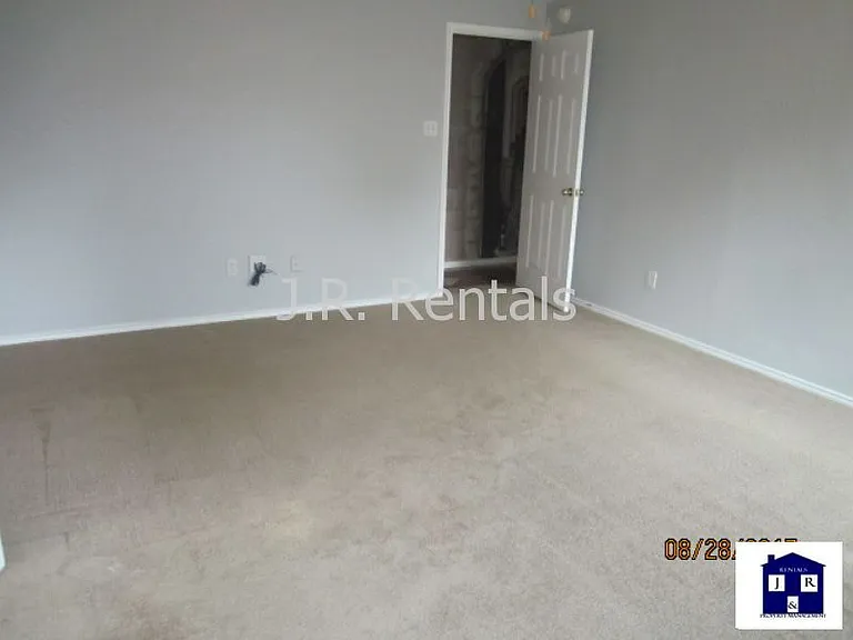 5510 Shawn Dr — Photo 99