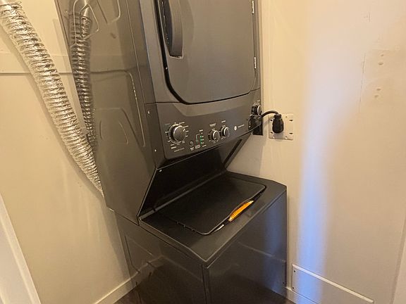 3rd image of 6307 118th Ave NW #303