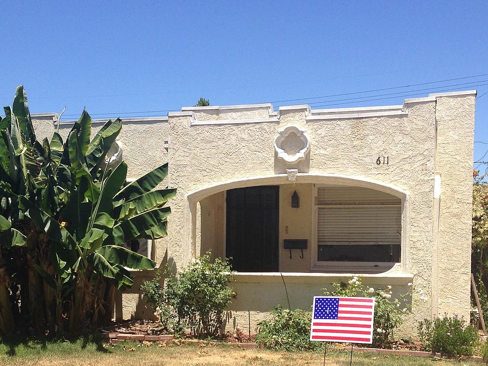 1st image of 611 E Jefferson Ave