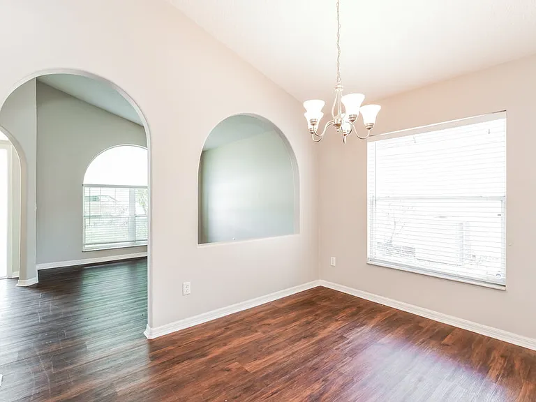 16329 Coopers Hawk Ave — Photo 5