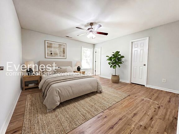 4th image of 841 Ridge Ave NW