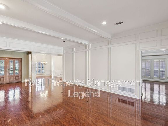 3rd image of 6505 Copper Creek Dr