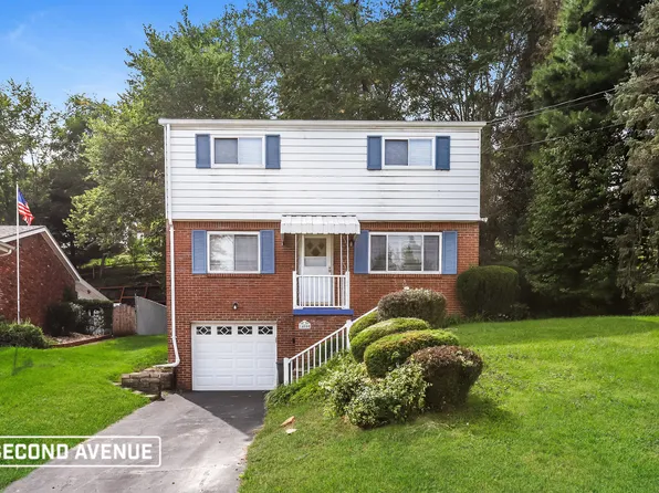 14080 Lexington Pl, Irwin, PA 15642