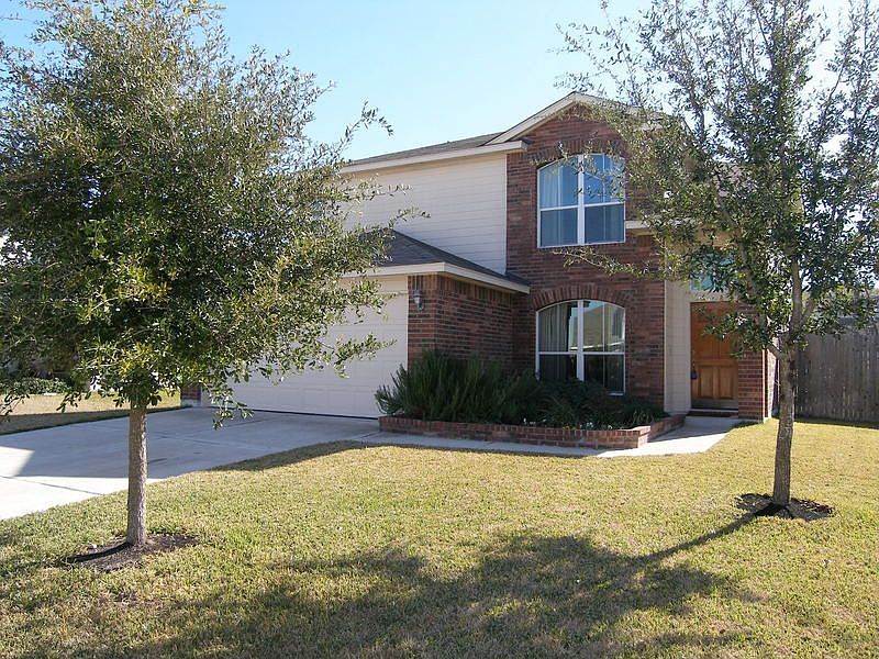 1st image of 1411 Fort Lloyd Pl