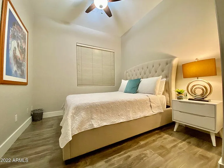 2042 W Periwinkle Way — Photo 24