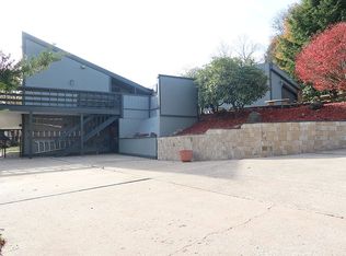 202 Lake Dr, Greensburg, PA