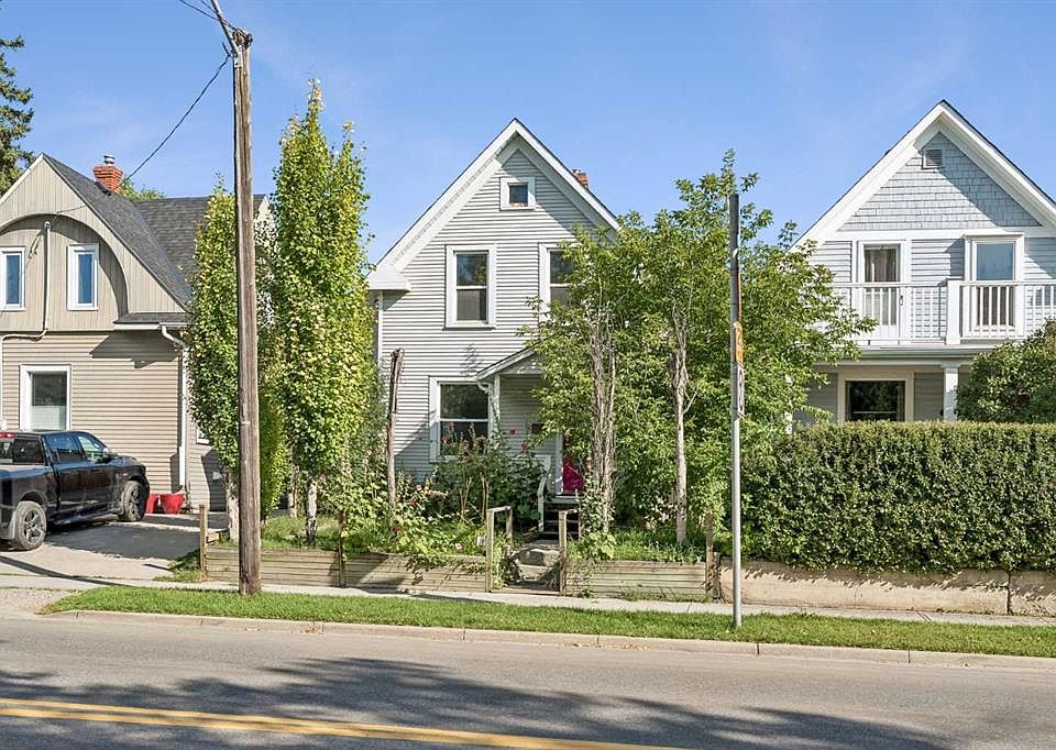 1st image of 420 S 12th Ave NW