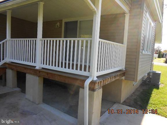 3rd image of 407 Junction St