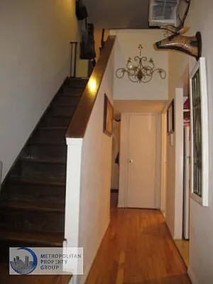 Rented by Metropolitan Property Group | media 26