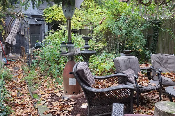 Rented by LG Fairmont Group | media 71