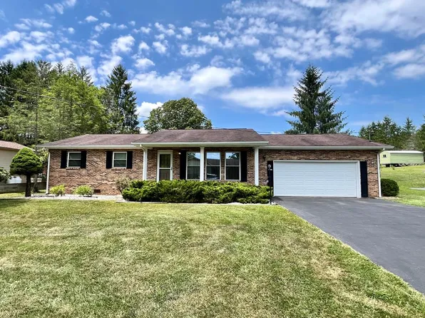 104 Dunbar Ave, Beckley, WV 25801