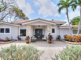 1450 SE 10th St, Deerfield Beach, FL 33441