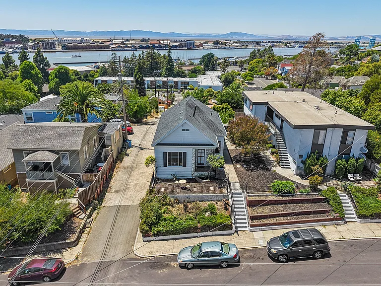 517 Branciforte St — Photo 79