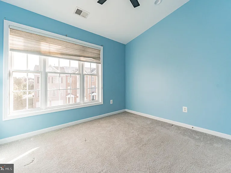 4858 Lee Hollow Pl — Photo 22
