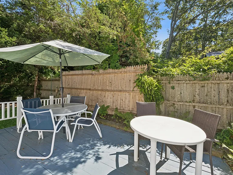 28 Walnut St — Photo 6