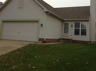553 Hastings Ct, Akron, OH
