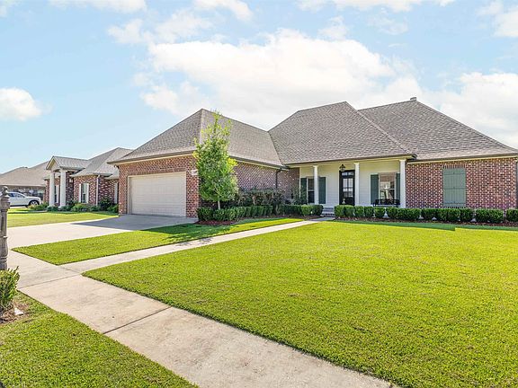 2nd image of 229 Mandalay Woods Blvd
