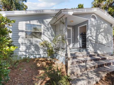 809 7th St, Cedar Key, FL, 32625