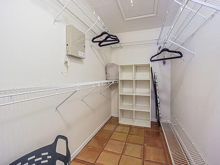 5427 Villa Deste Ct — Photo 16