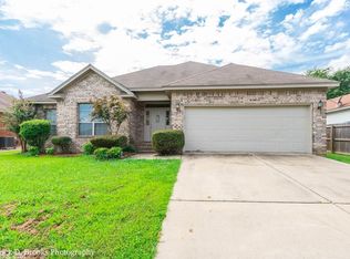 10 Emerald Dr, Maumelle, AR 72113