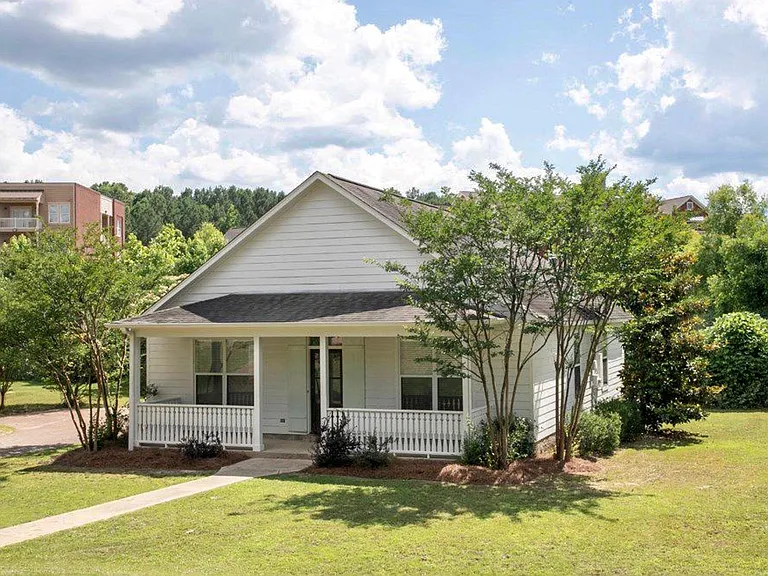 323 Christman Dr — Photo 19