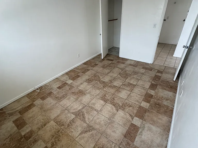 1215 E 8th St #1235 — Photo 8