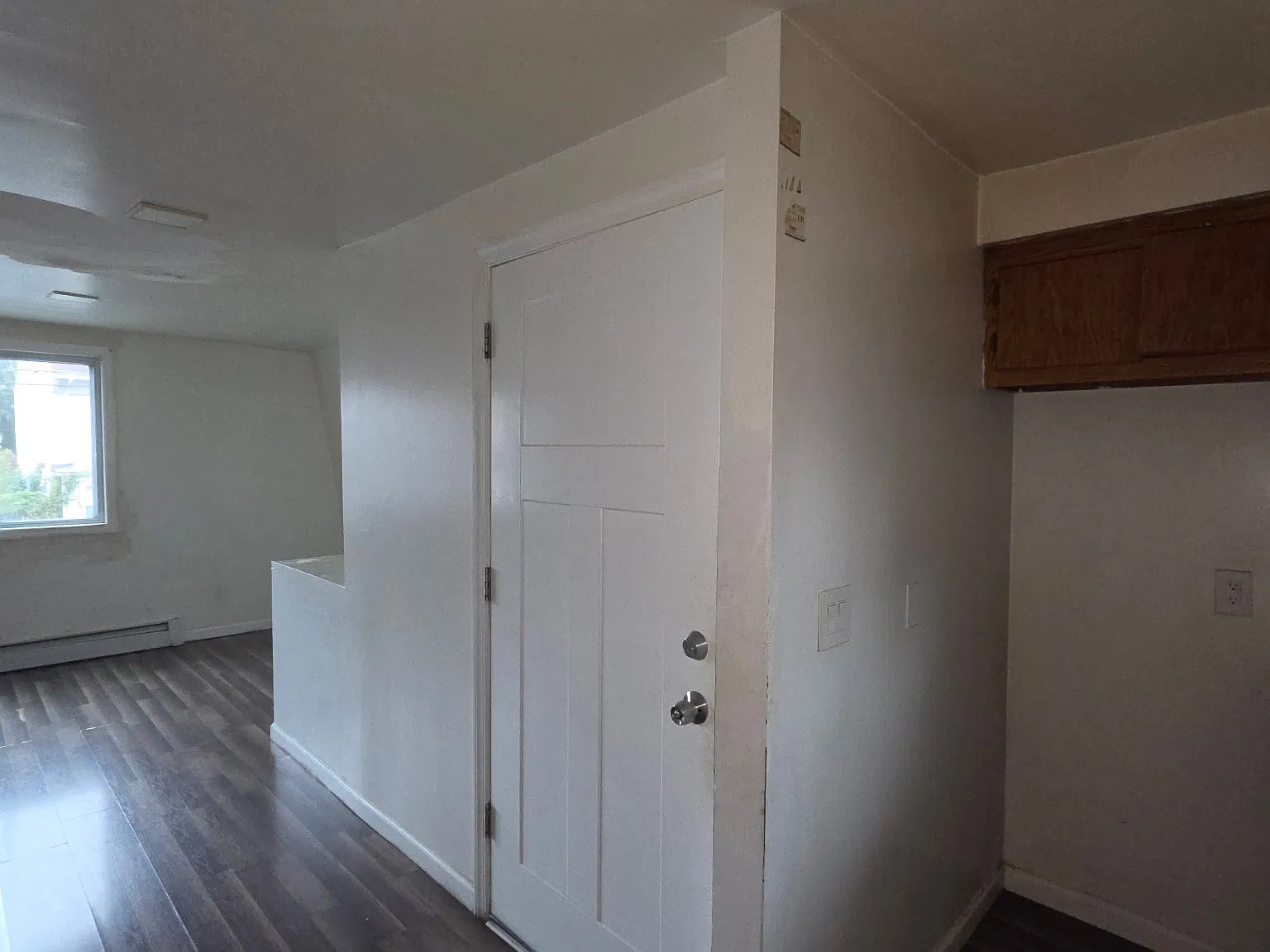 3 bed, $2,450 — Photo 2