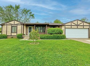 1155 Risecliff Dr, Grand Blanc, MI 48439