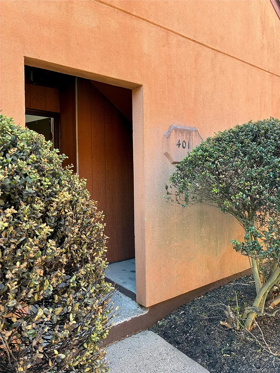 Building Photo - 401 Town Hill Rd #1D