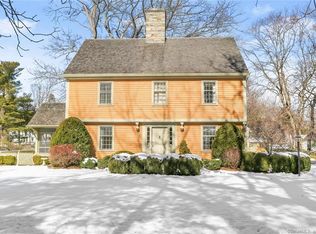 584 Barlow Rd, Fairfield, CT 06824